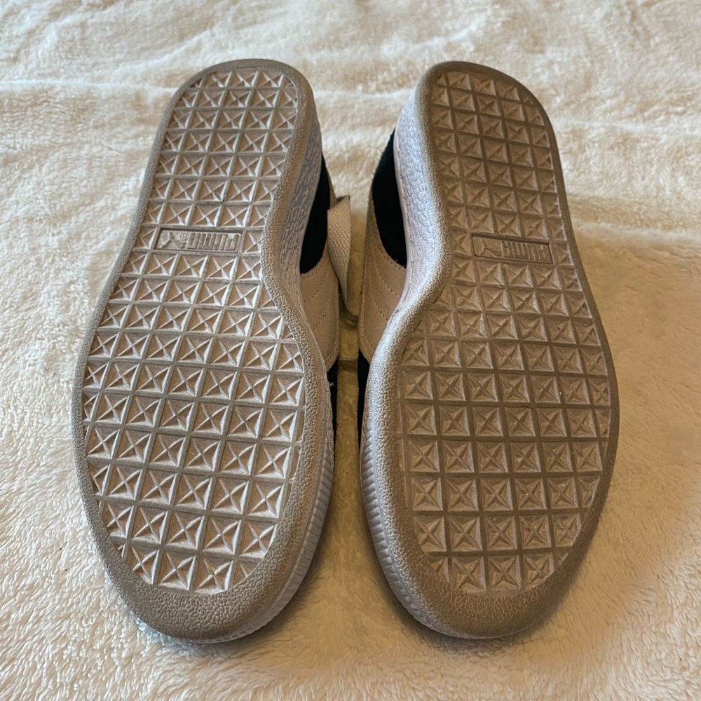 Not in bad shape. Vans never worn. Need to sell ASAP. Contact me.